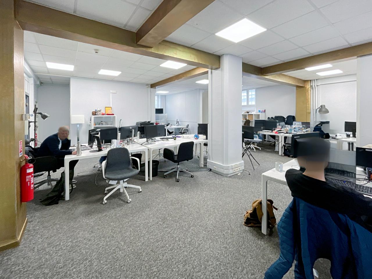Bureau Paris 325m² Location bureau Paris OLBUR2309438 11